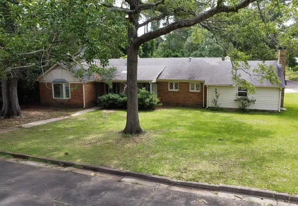 $260,000 | 2414 South Martin Street, Kilgore, TX 75662