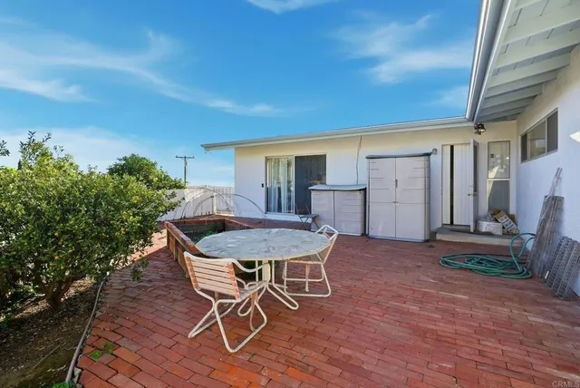 $2,800,000 | 5455 Parkview Drive, La Jolla, CA 92037