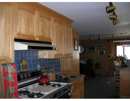 53 Pleasant Park Road Winthrop, MA 02152 - Photo 4 of 7 Gallery Image 4