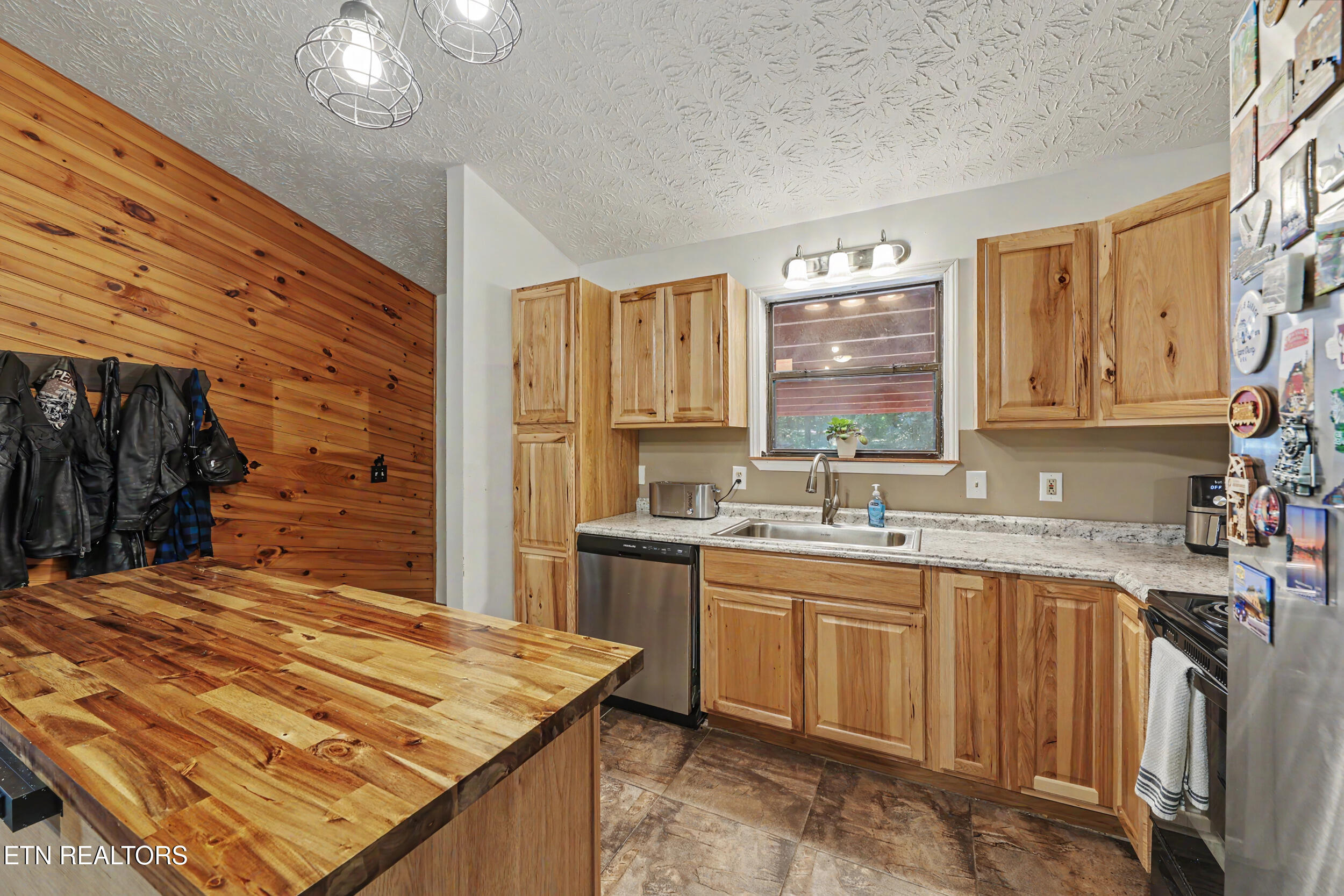 3319 Rocky Ridge Road Cosby, TN 37722 - Photo 6 of 27 8_img_0035