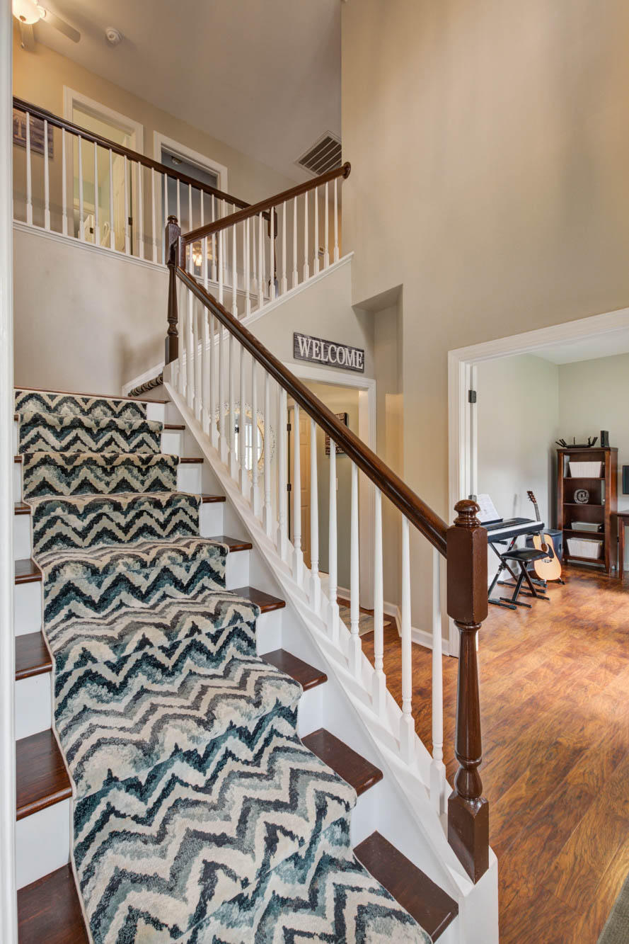 9435 Harroway Road Summerville, SC 29485 - Photo 19 of 53 Stairs-9435Harroway (27)