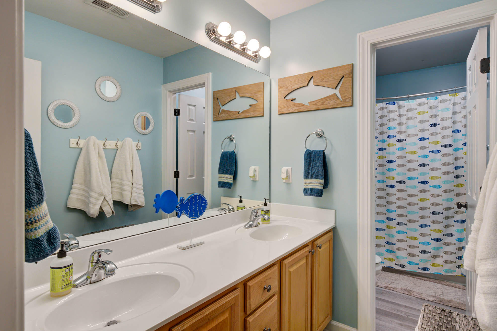 9435 Harroway Road Summerville, SC 29485 - Photo 28 of 53 Hall Bath-9435Harroway (37)