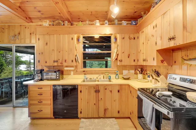 $1,599,000 | 179 Conifer Road, Lovell, ME 04051