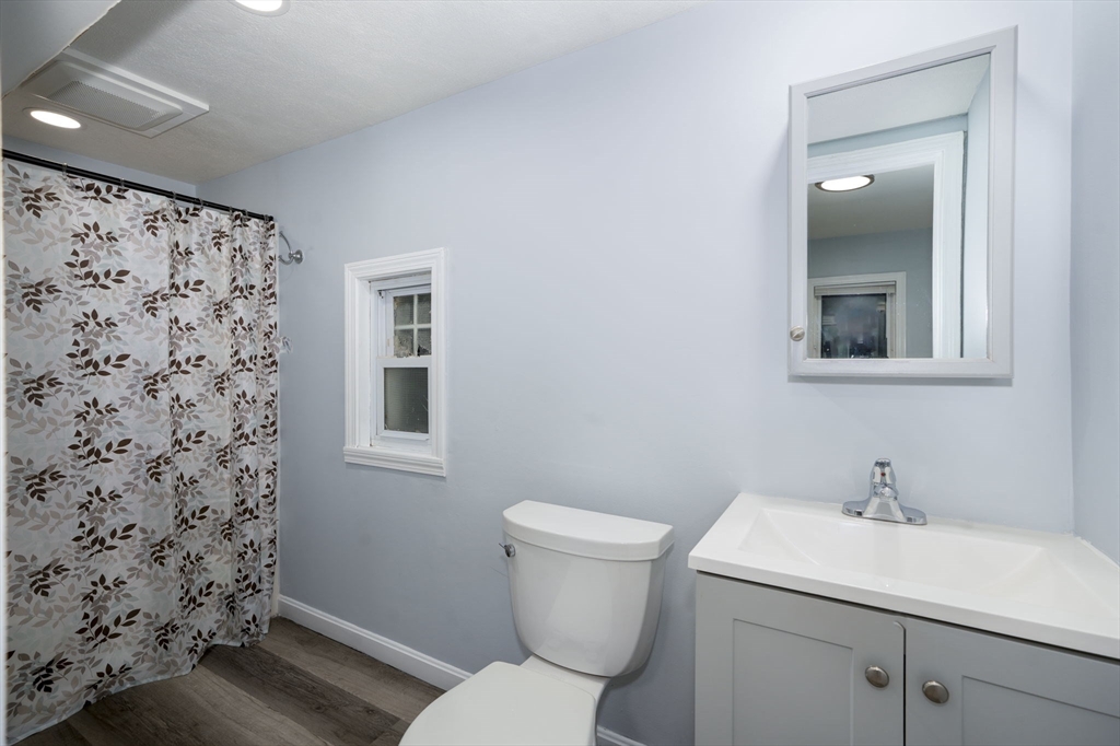 46 Wyllis Avenue, Unit 2 Everett, MA 02149 - Photo 24 of 28