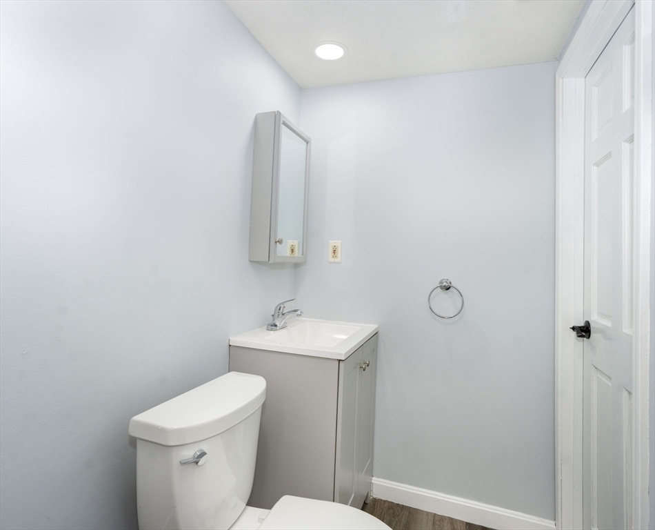 46 Wyllis Avenue, Unit 2 Everett, MA 02149 - Photo 26 of 28