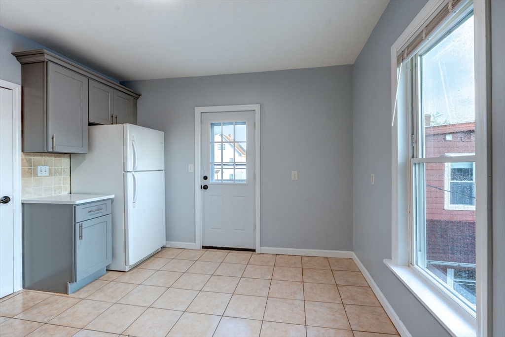 46 Wyllis Avenue, Unit 2 Everett, MA 02149 - Photo 5 of 28