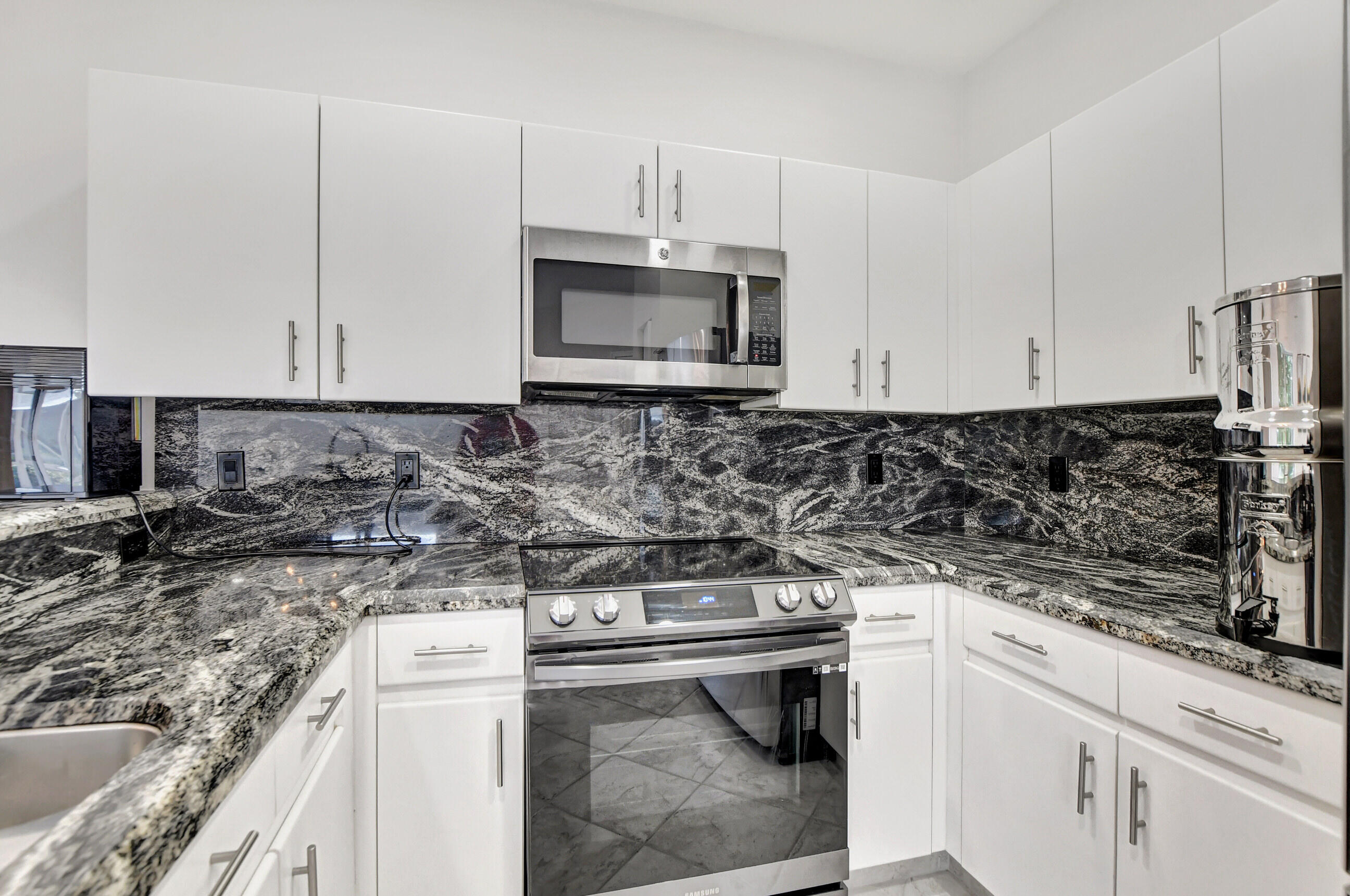 7363 Panache Way Boca Raton, FL 33433 - Photo 17 of 51 15_dsc_1101