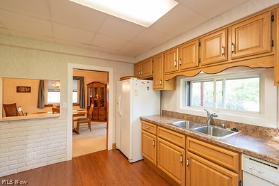 31606 Center Ridge Road Westlake, OH 44145 - Photo 17 of 31 Gallery Image 17