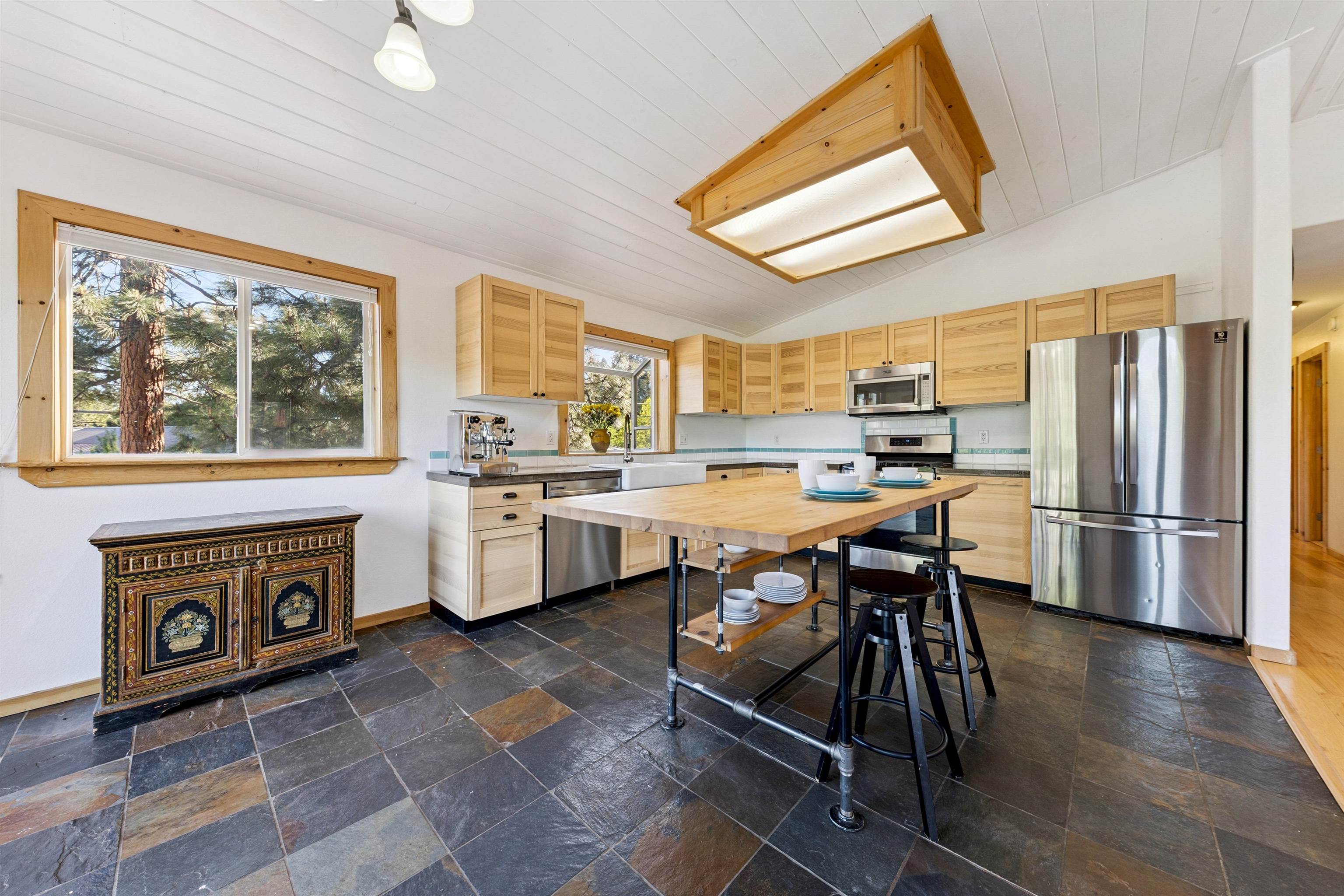 11054 Whitehorse Road Truckee, CA 96161 - Photo 8 of 28