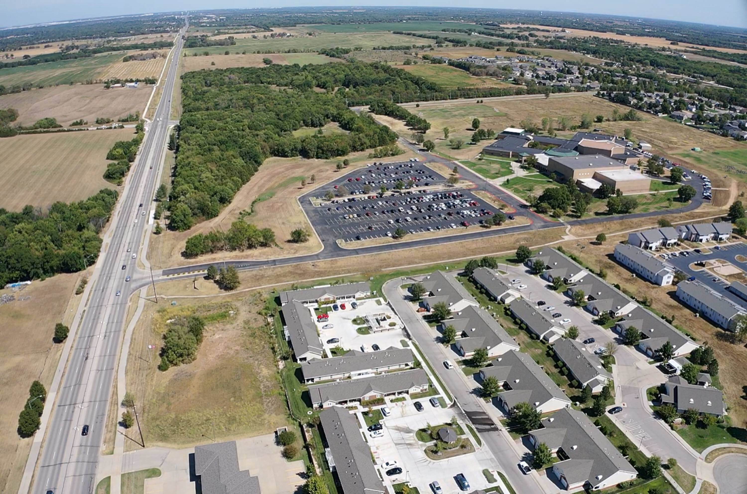 1880 North Rock Road Mulvane, KS 67110 - Photo 2 of 3