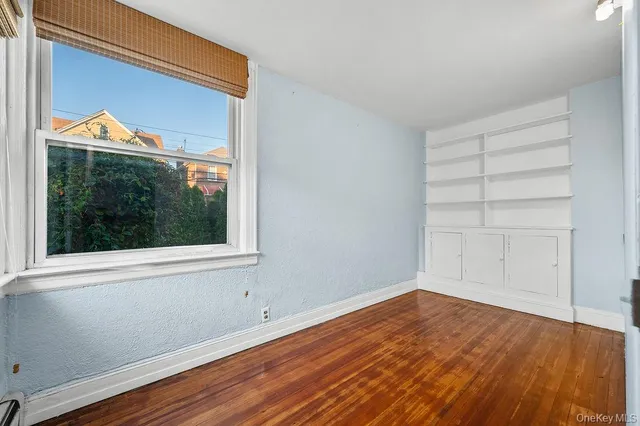 $1,850,000 | 27-28 Humphreys Street | East Elmhurst
