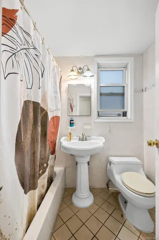 $1,850,000 | 27-28 Humphreys Street | East Elmhurst