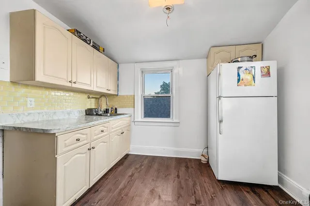 $1,850,000 | 27-28 Humphreys Street | East Elmhurst