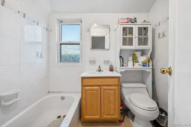 $1,850,000 | 27-28 Humphreys Street | East Elmhurst