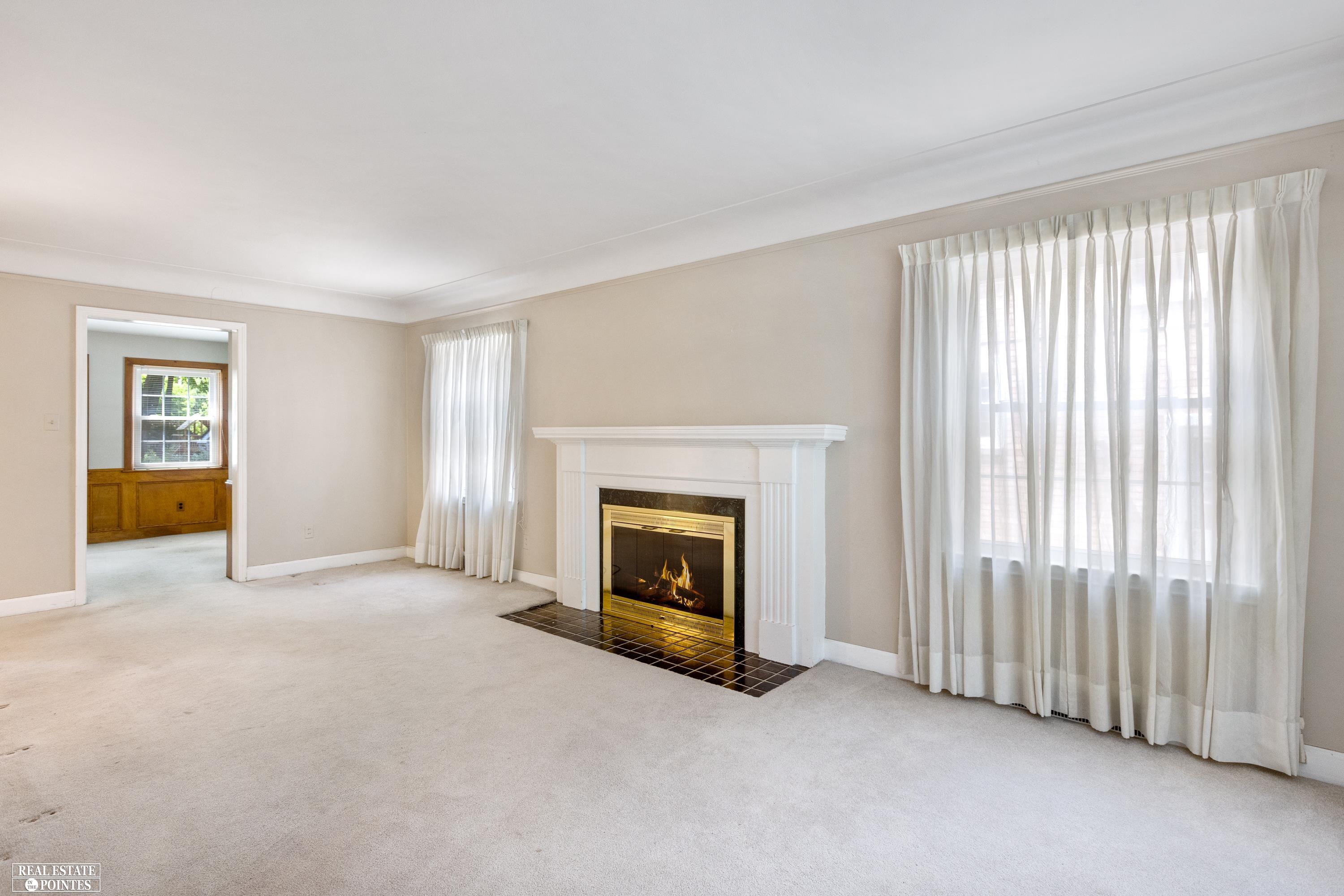 897 Washington Road Grosse Pointe, MI 48230 - Photo 5 of 34
