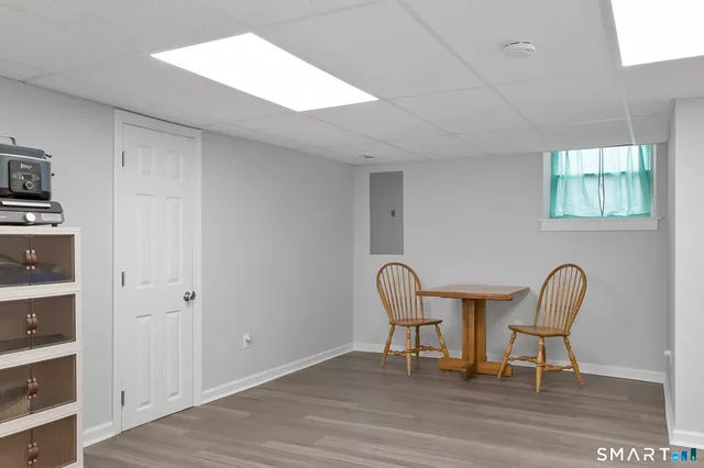 $2,500 | 104 East Avenue, Norwalk, CT 06851