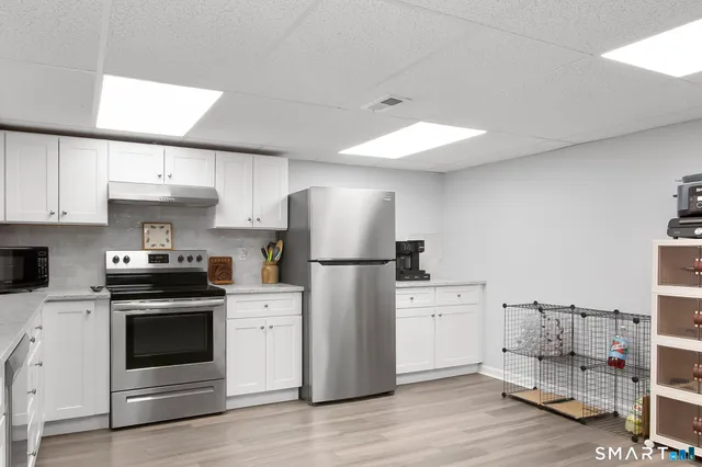 $2,500 | 104 East Avenue, Norwalk, CT 06851