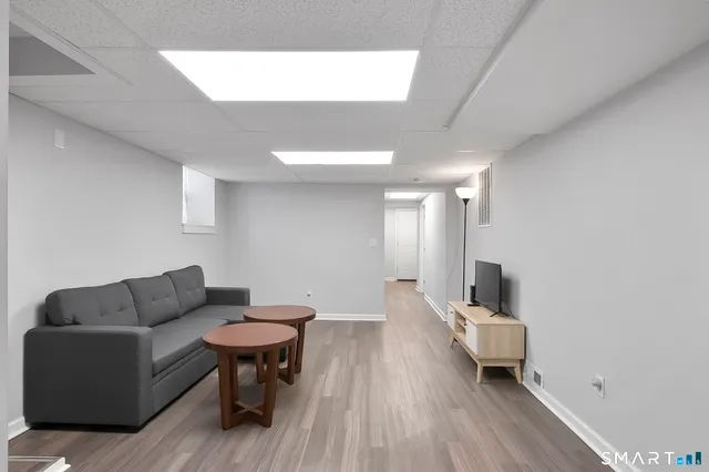 $2,500 | 104 East Avenue, Norwalk, CT 06851