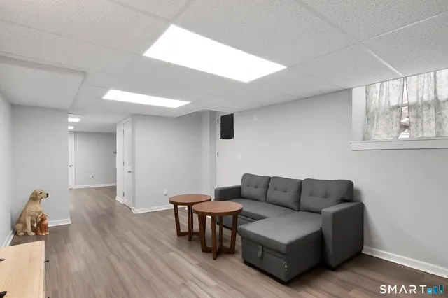 $2,500 | 104 East Avenue, Norwalk, CT 06851