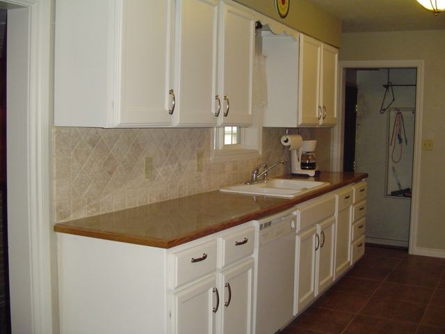 1221 North Locust Road Spokane Valley, WA 99206 - Photo 4 of 9