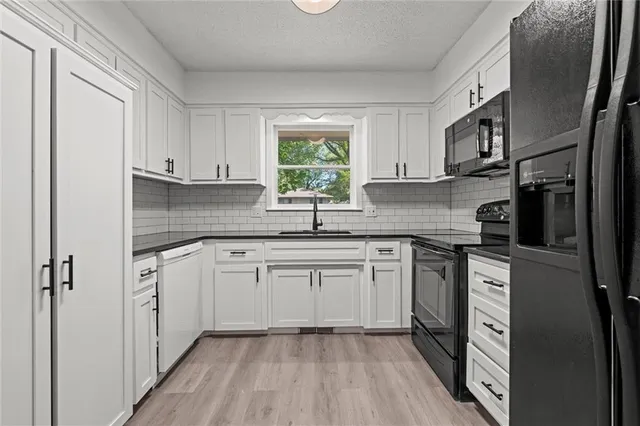 $295,000 | 3522 North College Avenue, Kansas City, MO 64117