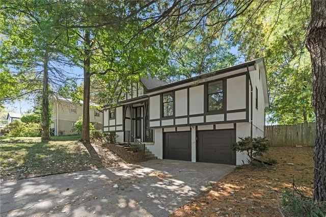 $295,000 | 3522 North College Avenue, Kansas City, MO 64117