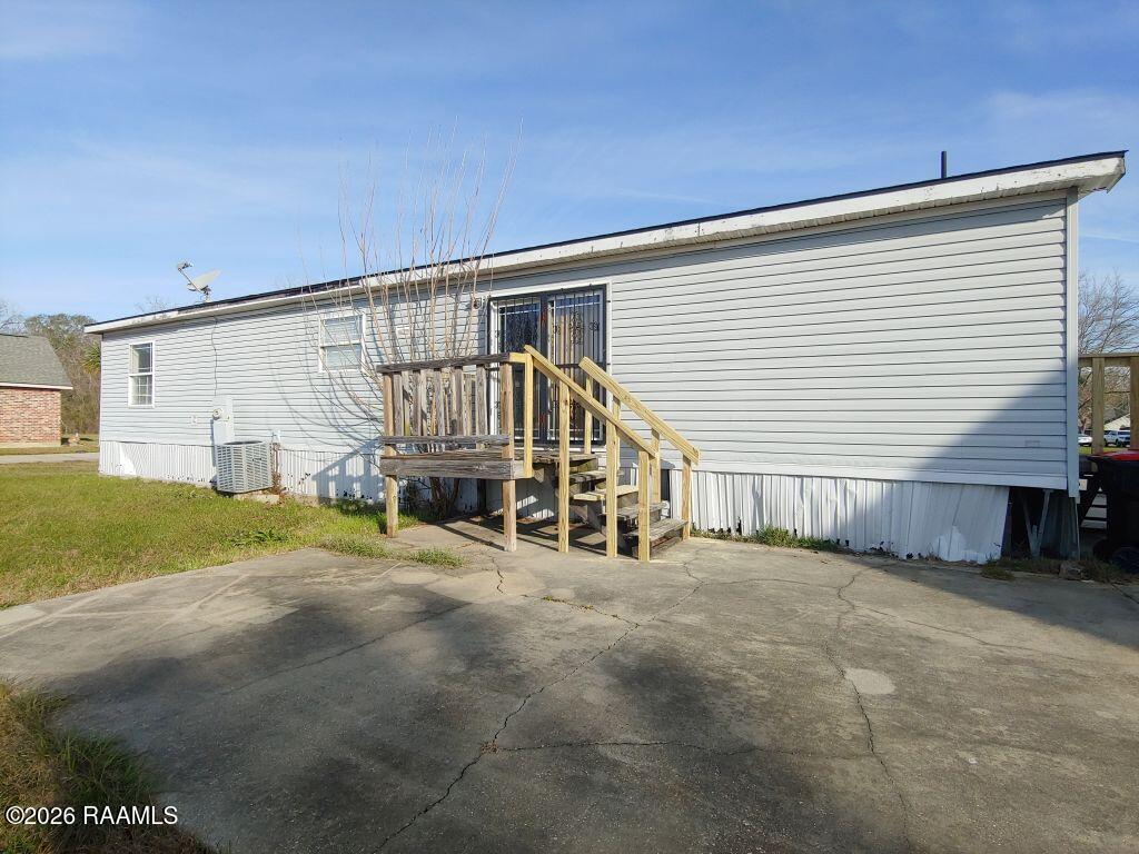 104 Schoeffler Road Carencro, LA 70520 - Photo 21 of 23 21 Rear View