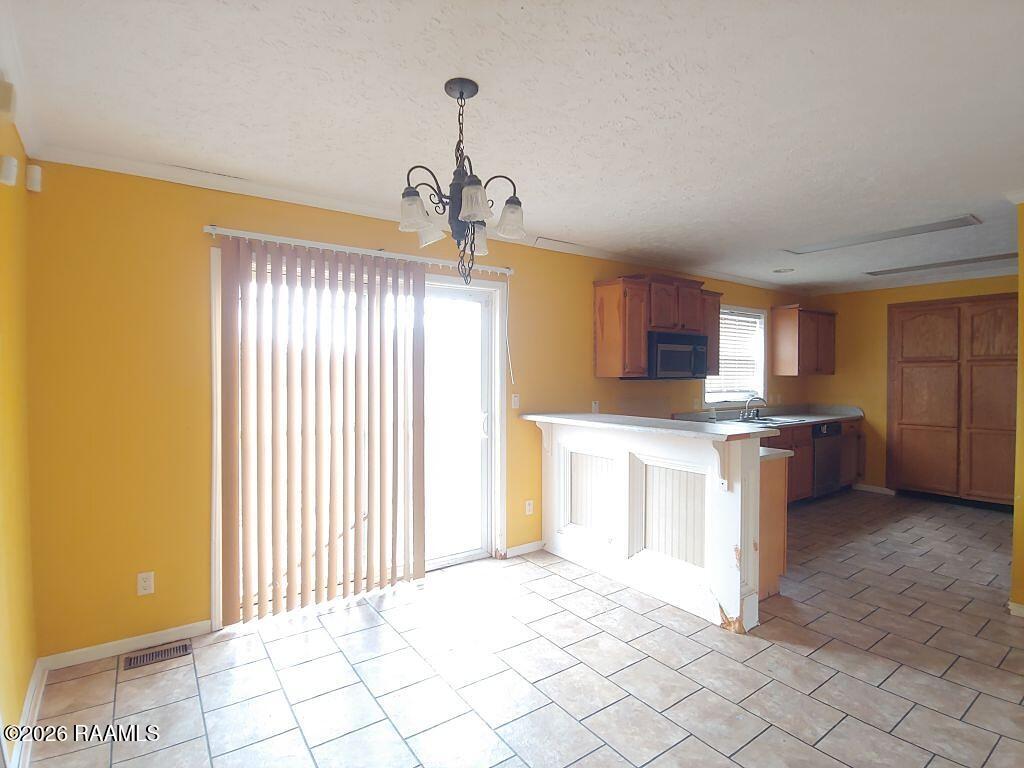 104 Schoeffler Road Carencro, LA 70520 - Photo 8 of 23 8 Dining Area