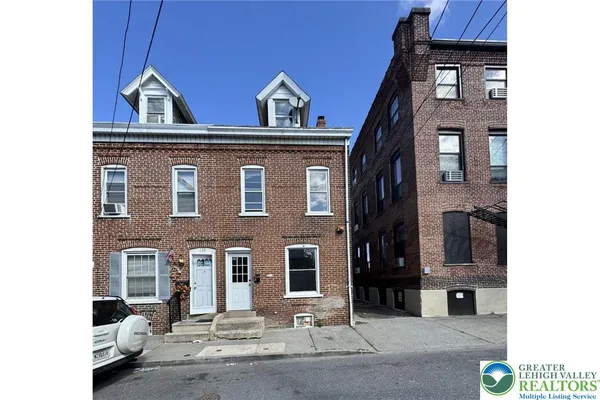 $180,000 | 131 Green Street, Allentown, PA 18102