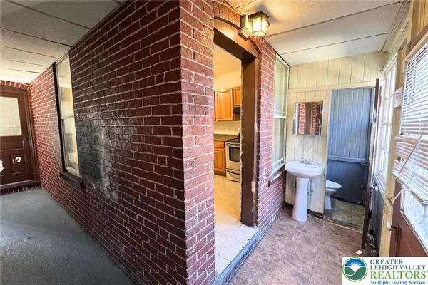 $180,000 | 131 Green Street, Allentown, PA 18102