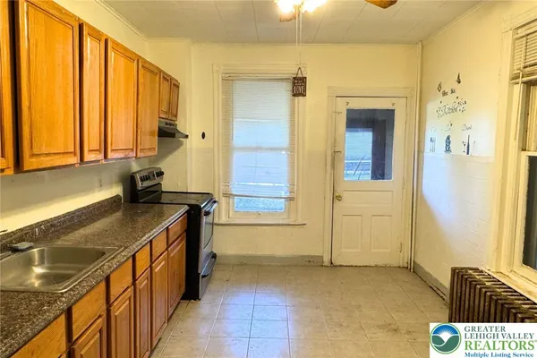 $180,000 | 131 Green Street, Allentown, PA 18102