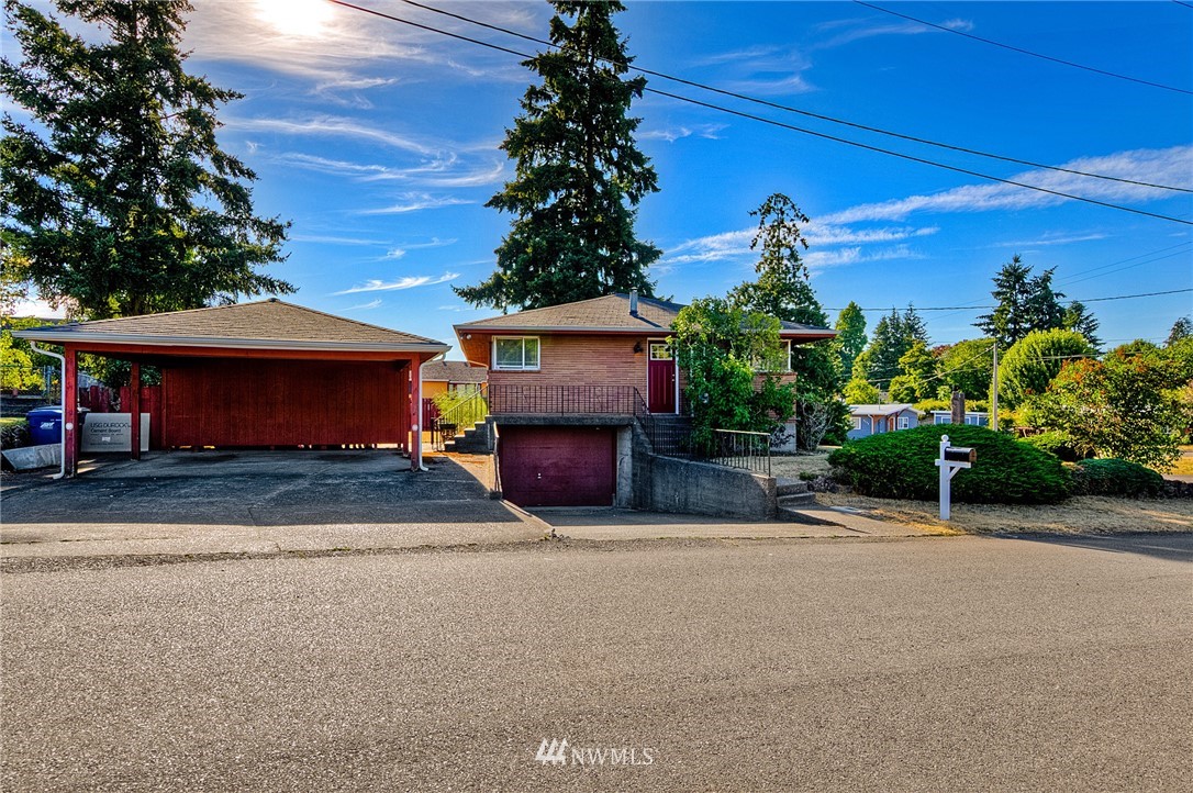 2721 Northeast 5th Place Renton, WA 98056 - Photo 1 of 25
