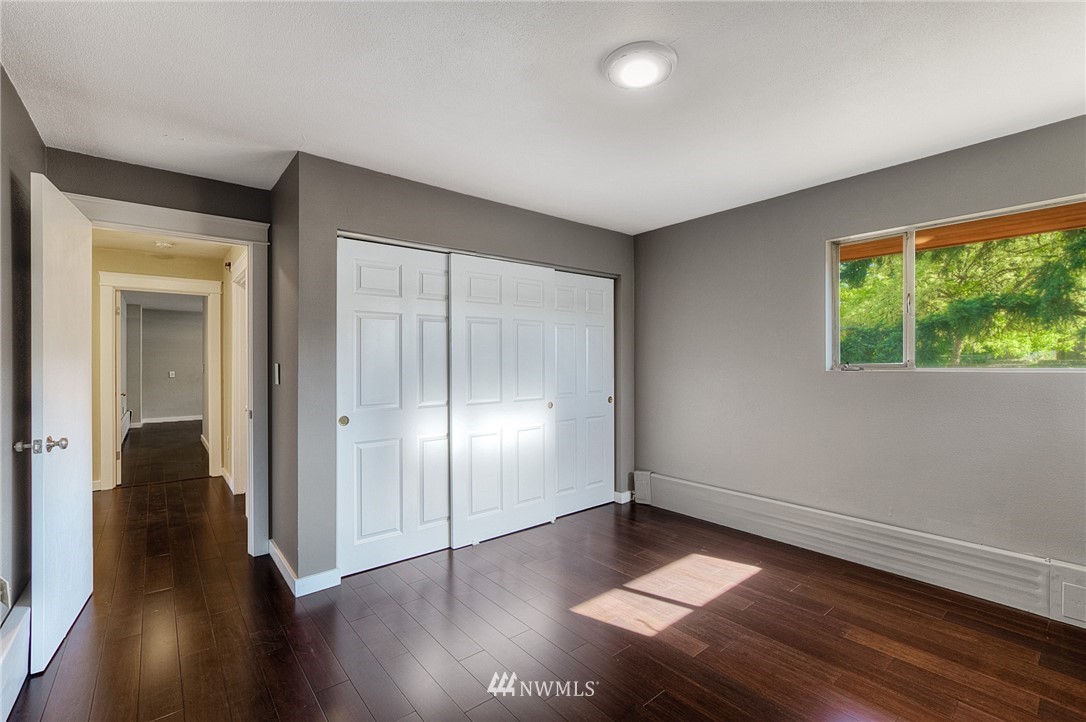 2721 Northeast 5th Place Renton, WA 98056 - Photo 11 of 25
