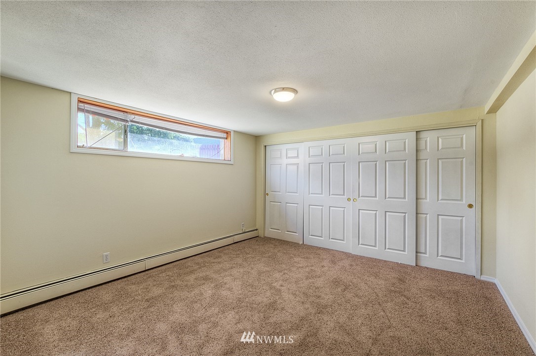2721 Northeast 5th Place Renton, WA 98056 - Photo 20 of 25