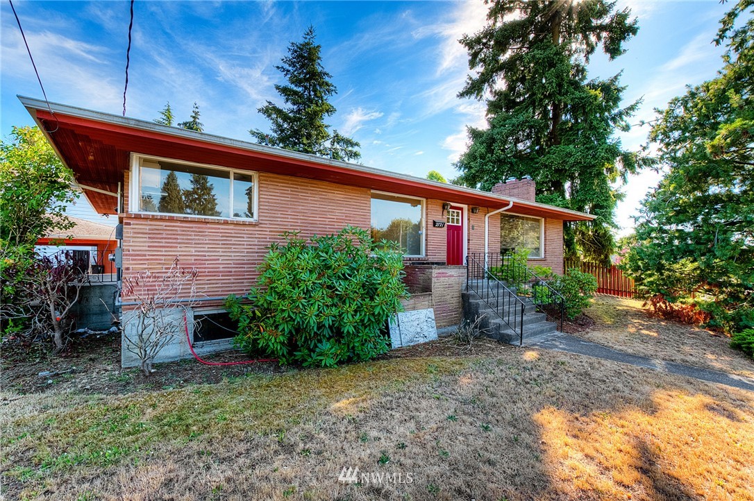 2721 Northeast 5th Place Renton, WA 98056 - Photo 22 of 25