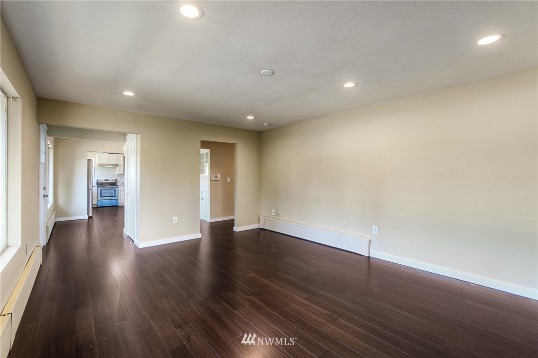 2721 Northeast 5th Place Renton, WA 98056 - Photo 5 of 25