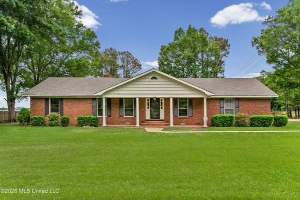 $230,000 | 234 Terry Avenue, Crenshaw, MS 38621