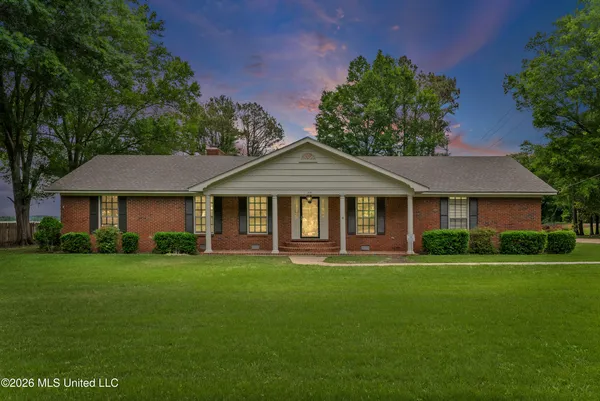 $230,000 | 234 Terry Avenue, Crenshaw, MS 38621