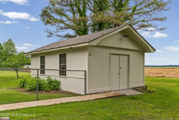 $230,000 | 234 Terry Avenue, Crenshaw, MS 38621