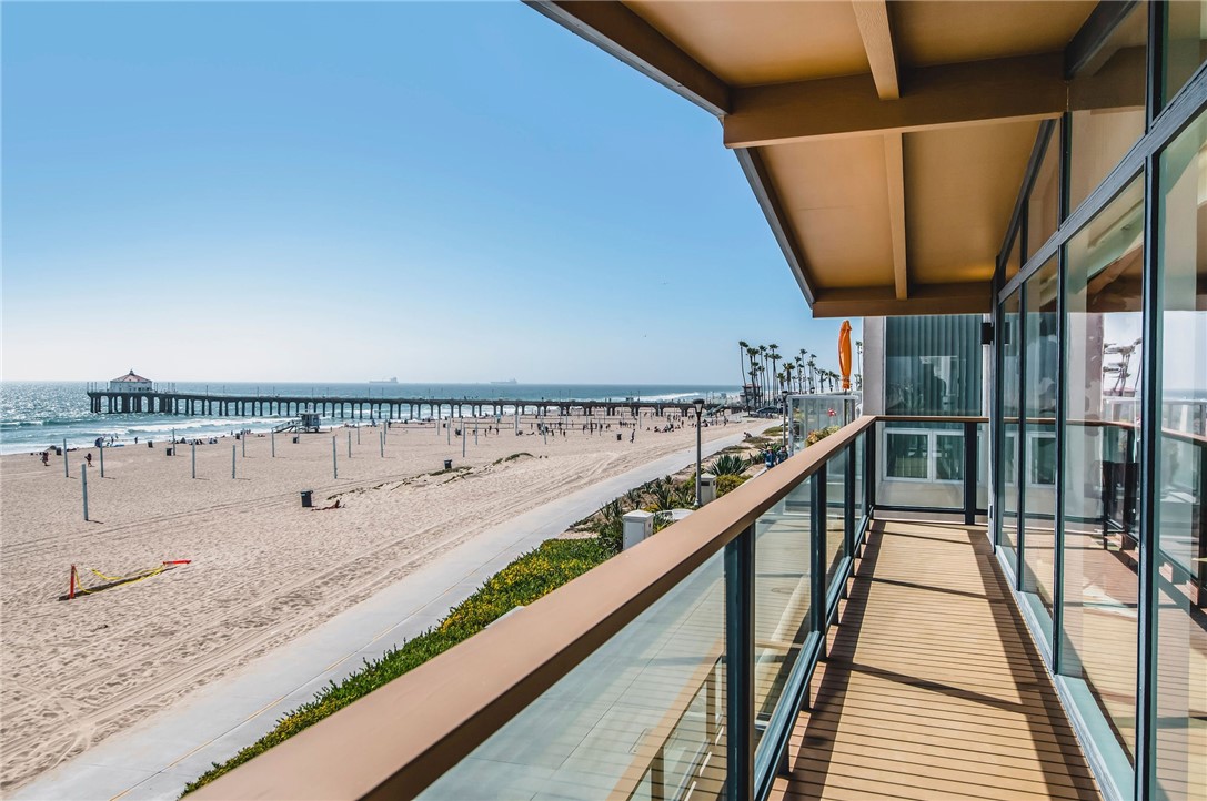 816 The Strand Manhattan Beach, CA 90266 - Photo 18 of 71 Exterior Deck