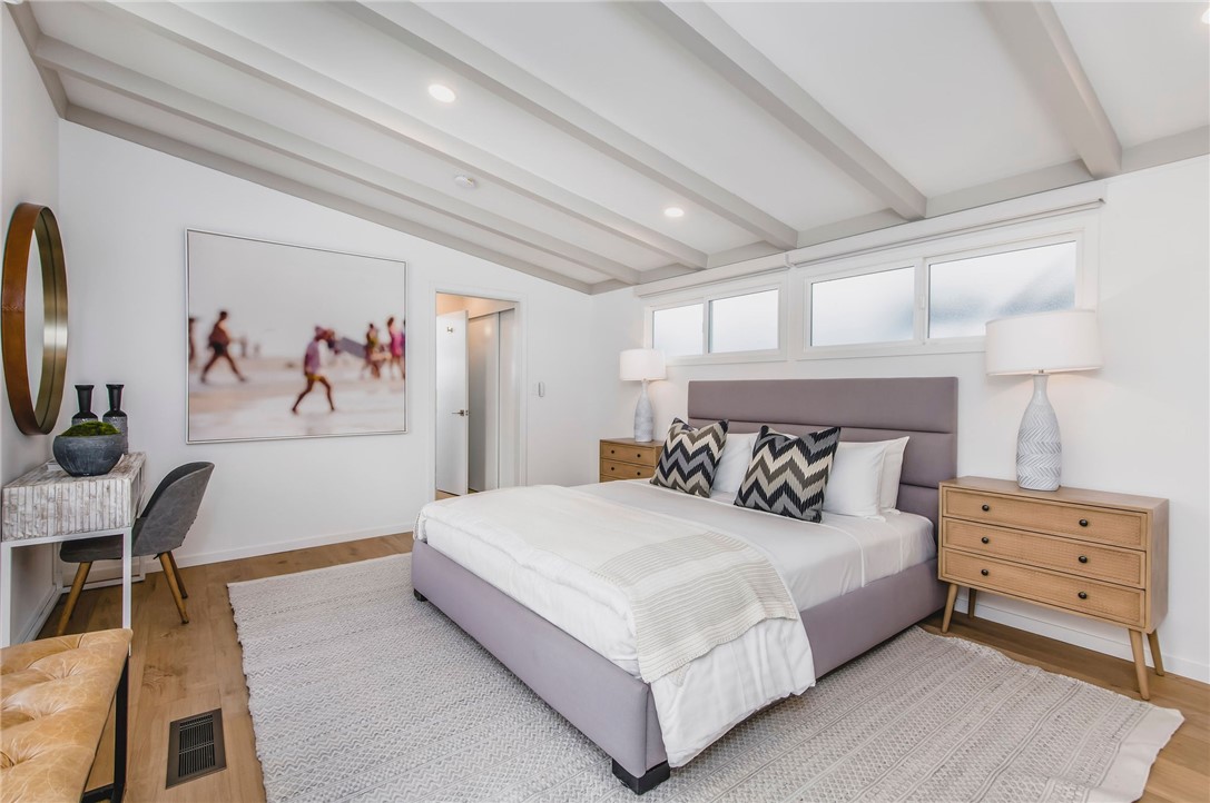 816 The Strand Manhattan Beach, CA 90266 - Photo 22 of 71 Primary Bedroom