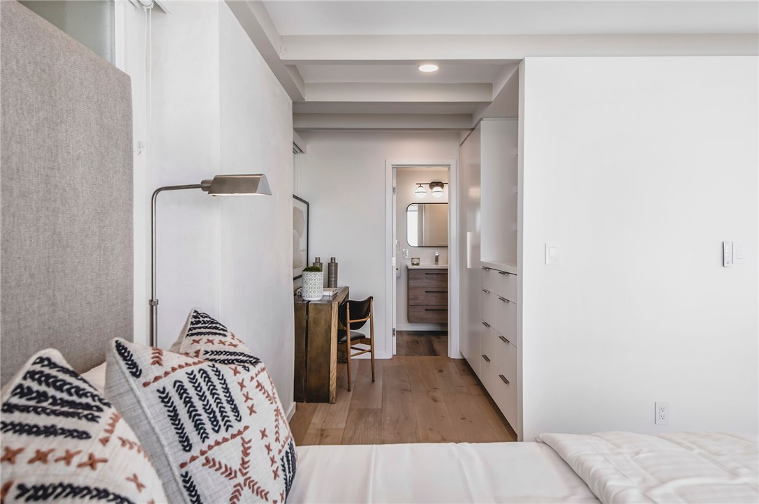 816 The Strand Manhattan Beach, CA 90266 - Photo 29 of 71 Second Bedroom