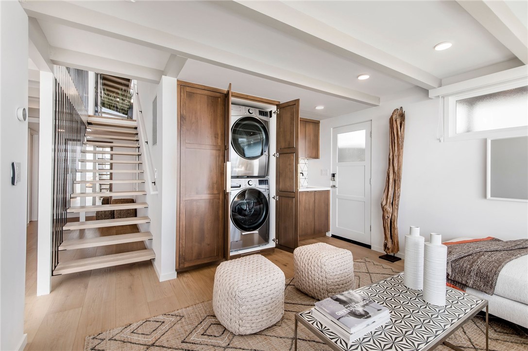 816 The Strand Manhattan Beach, CA 90266 - Photo 36 of 71 Washer/Dryer