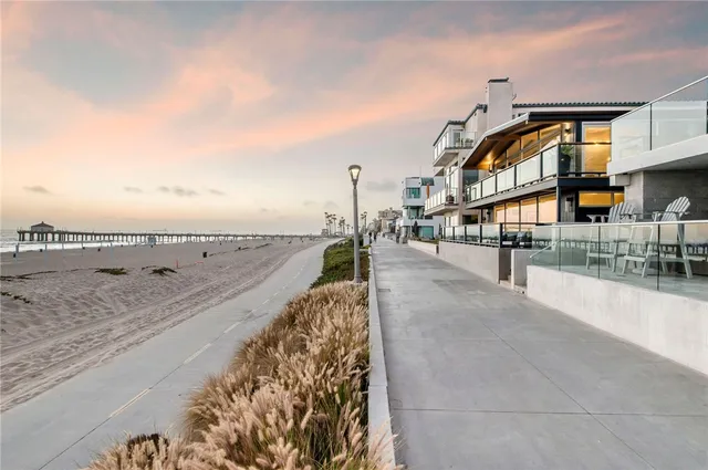 $40,000 | 816 The Strand, Manhattan Beach, CA 90266
