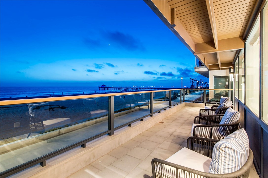 816 The Strand Manhattan Beach, CA 90266 - Photo 67 of 71 Exterior Deck