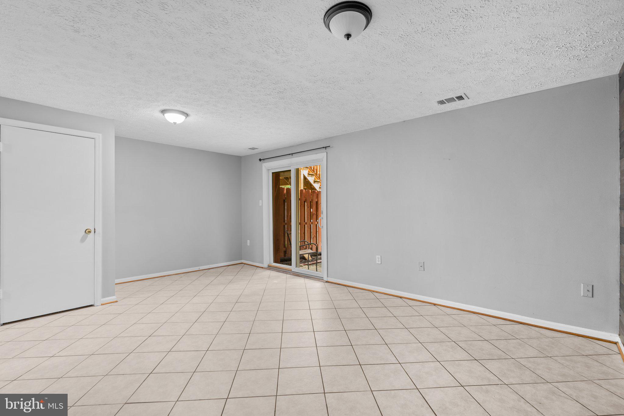 7262 Procopio Circle Columbia, MD 21046 - Photo 30 of 38 Rec room