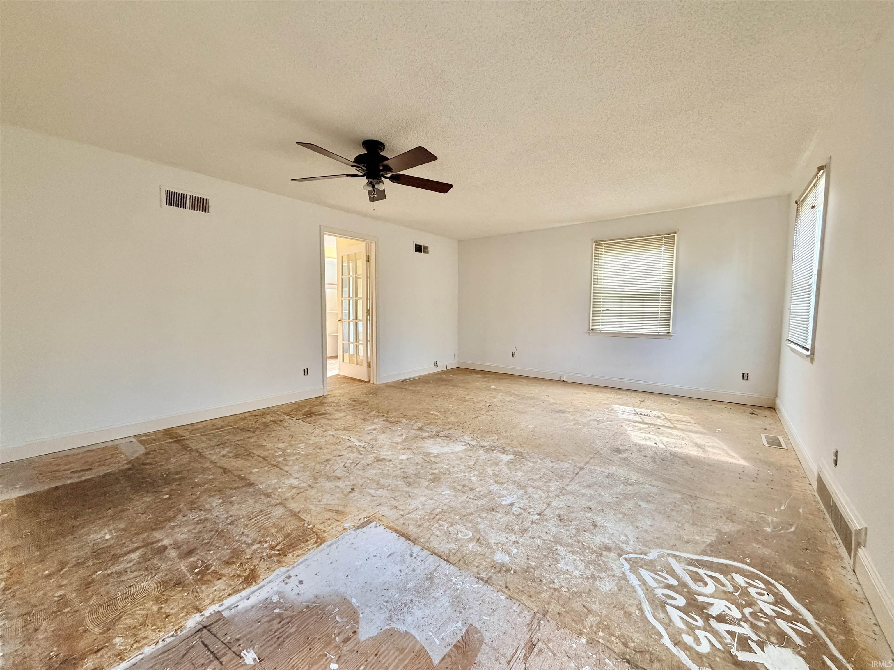 319 East State Street Princeton, IN 47670 - Photo 8 of 36