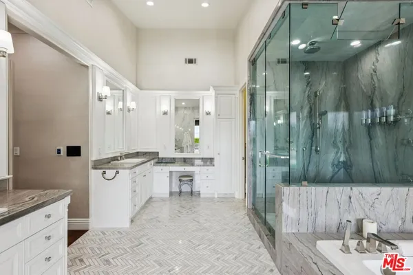 $11,995 | 27048 Triumph Avenue, Canyon Country, CA 91387