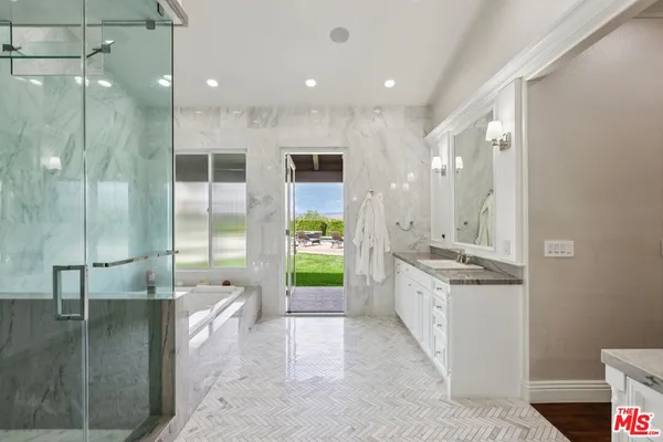 $11,995 | 27048 Triumph Avenue, Canyon Country, CA 91387