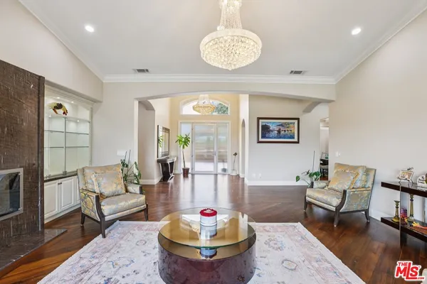 $11,995 | 27048 Triumph Avenue, Canyon Country, CA 91387